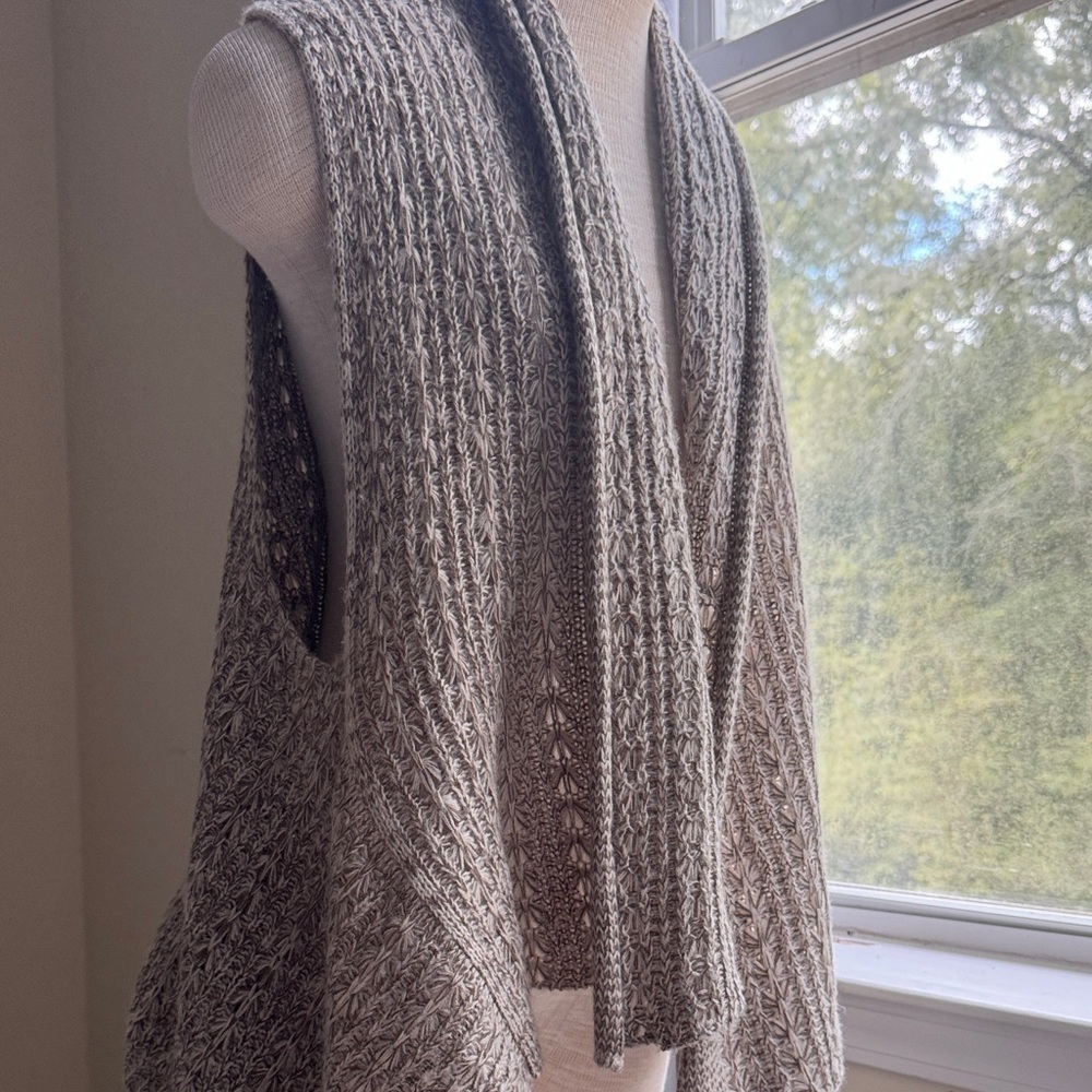 Sweater Vest